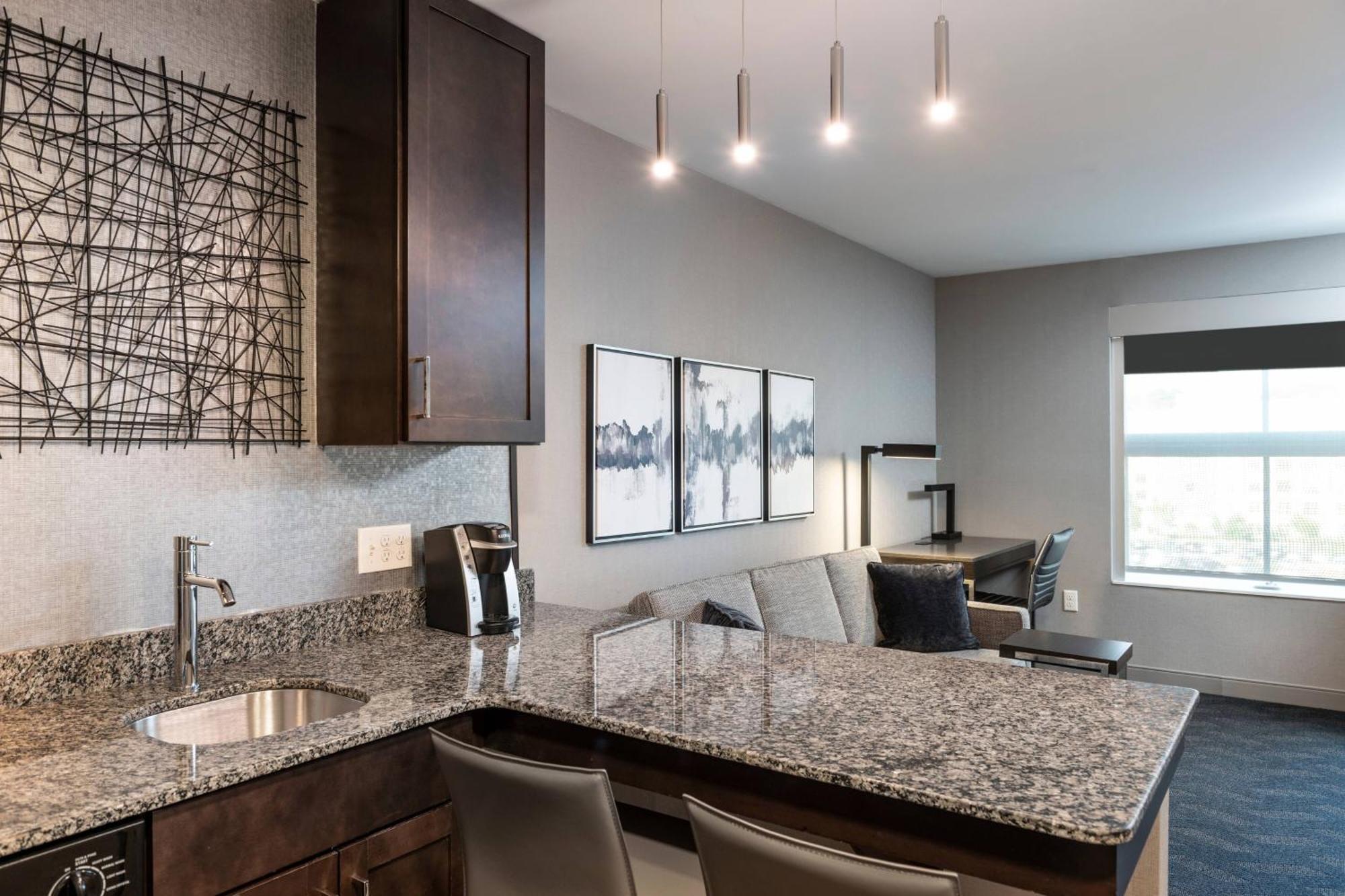 Residence Inn By Marriott Boston Logan Airport/Chelsea Buitenkant foto